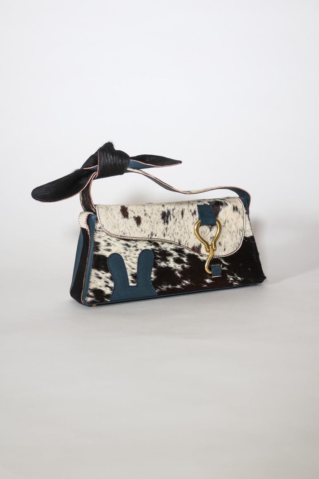 blue & fur - bunny ears box