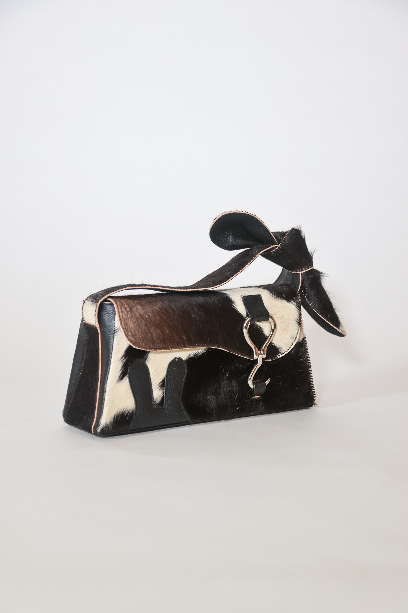 black & furry - bunny ears box