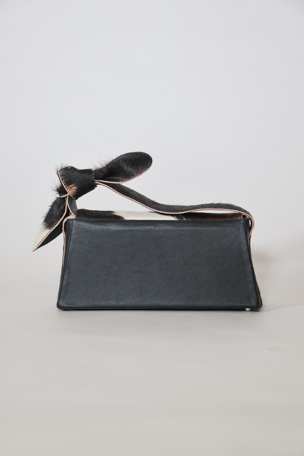 black & furry - bunny ears box
