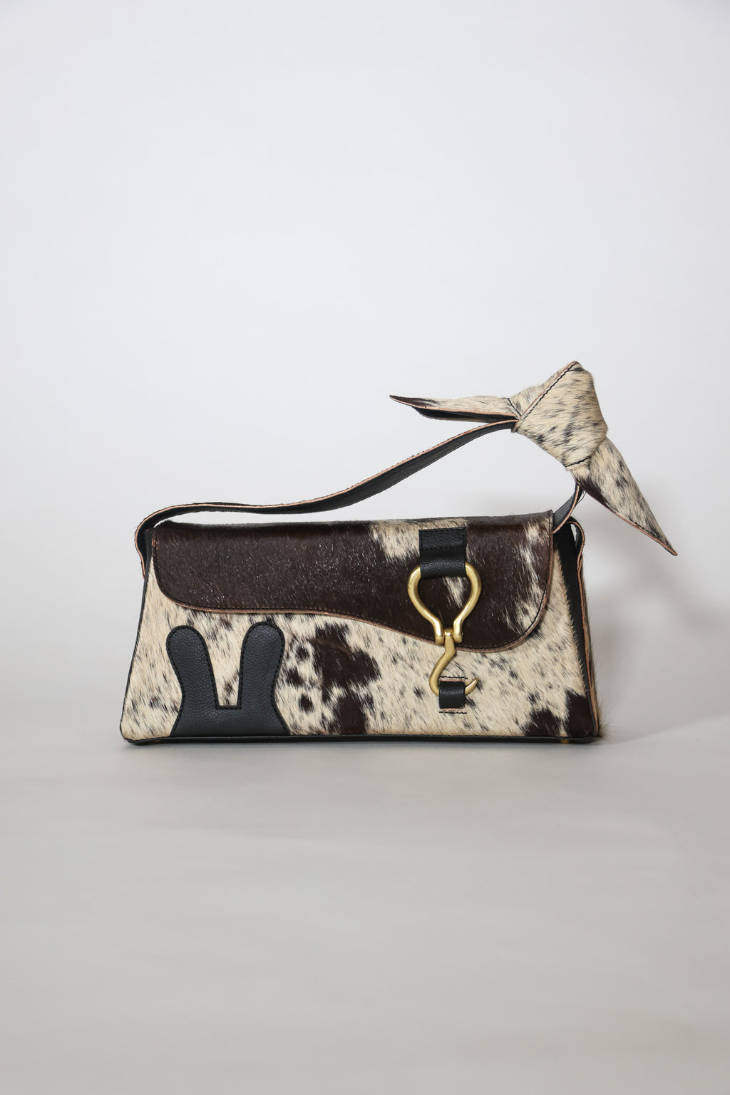 fur & black - bunny ears box