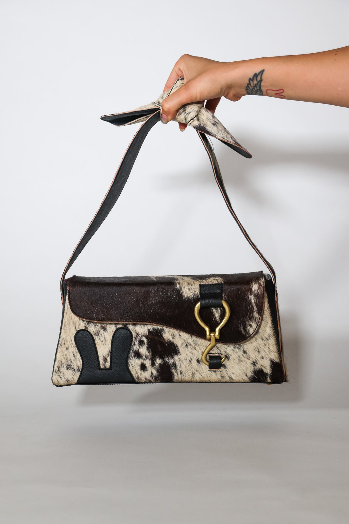 fur & black - bunny ears box