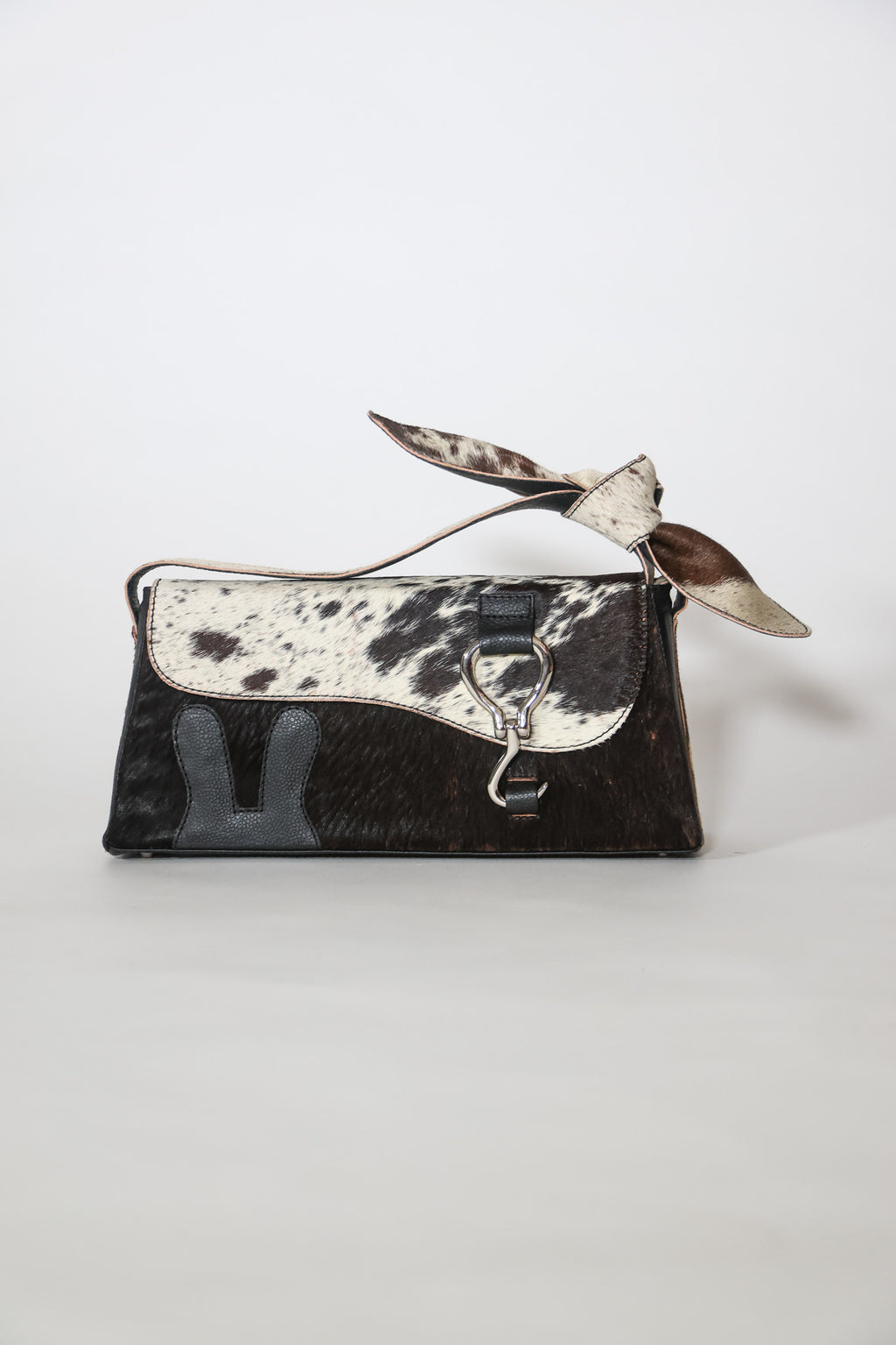 fur & black - bunny ears box
