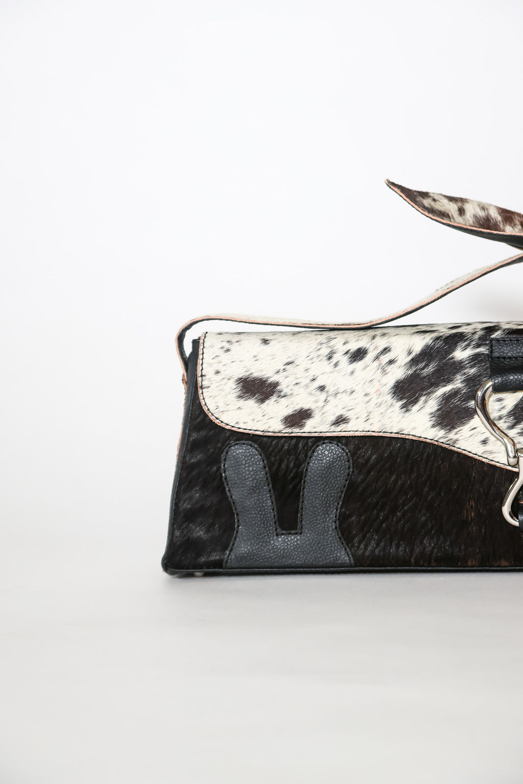 fur & black - bunny ears box
