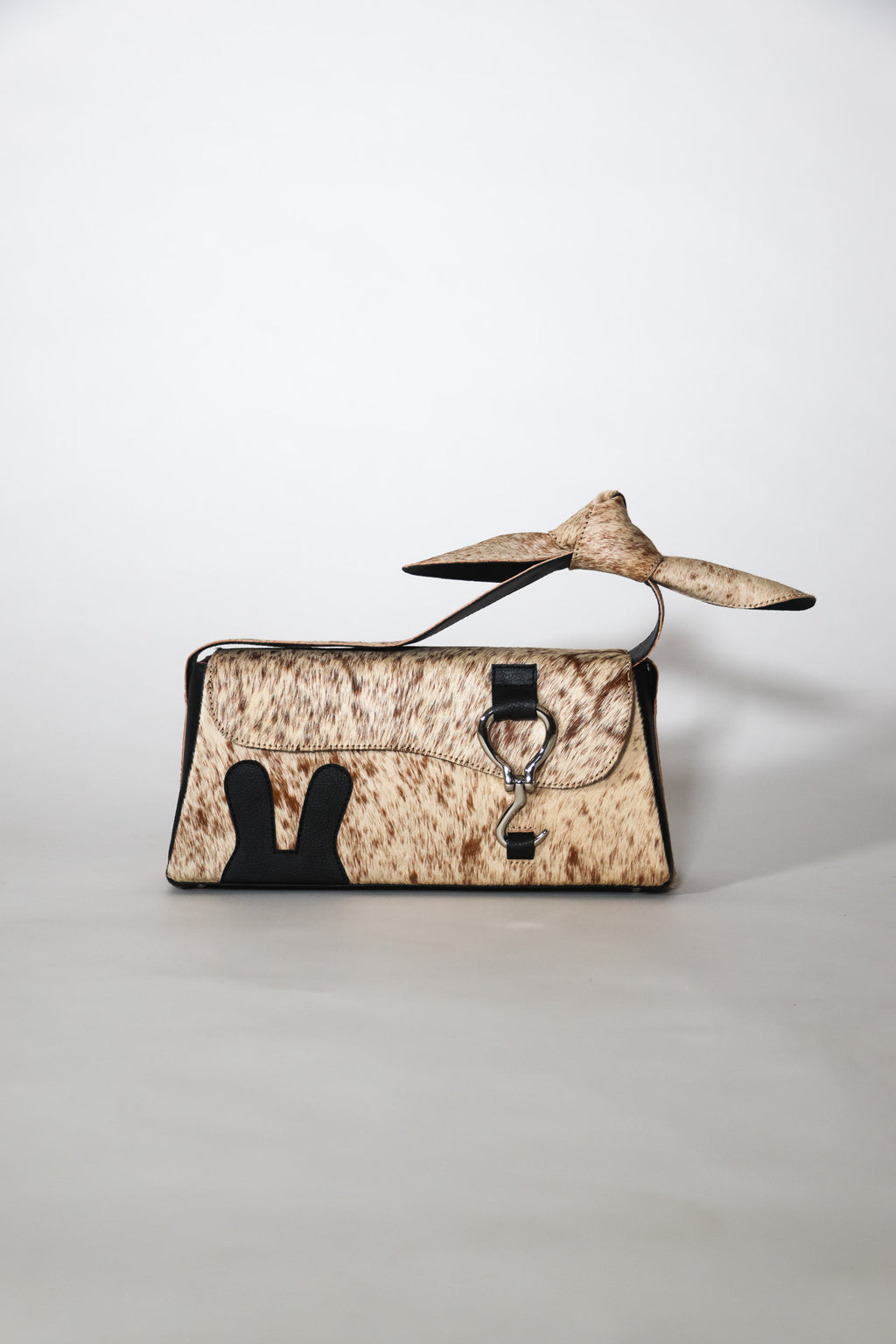 black & fur - bunny ears box