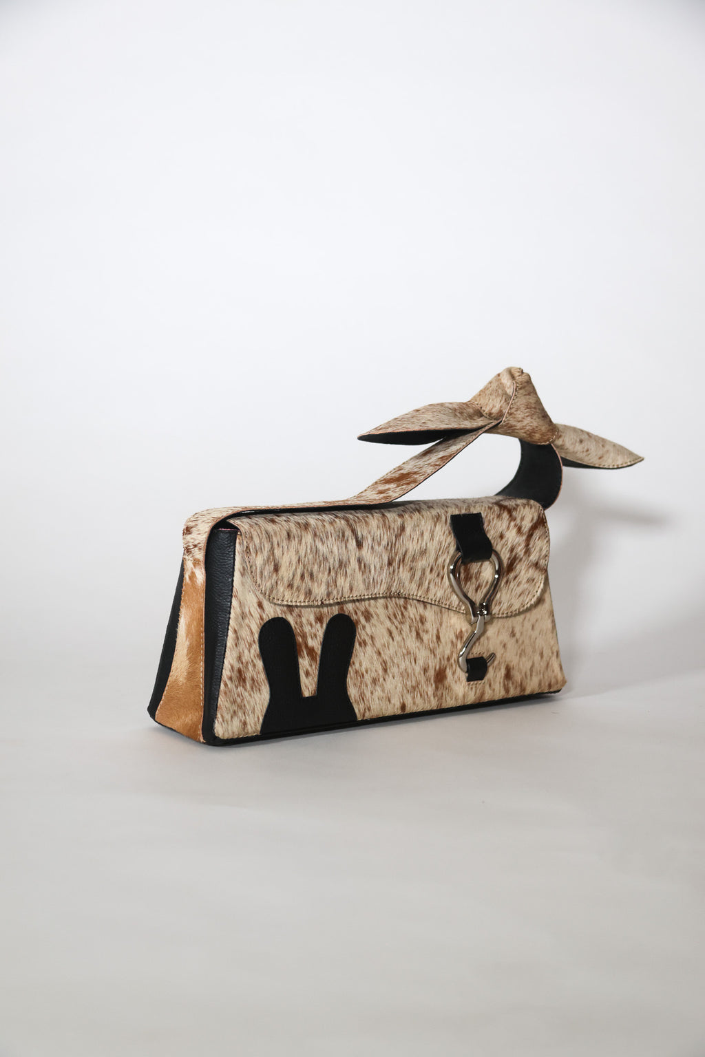 black & fur - bunny ears box