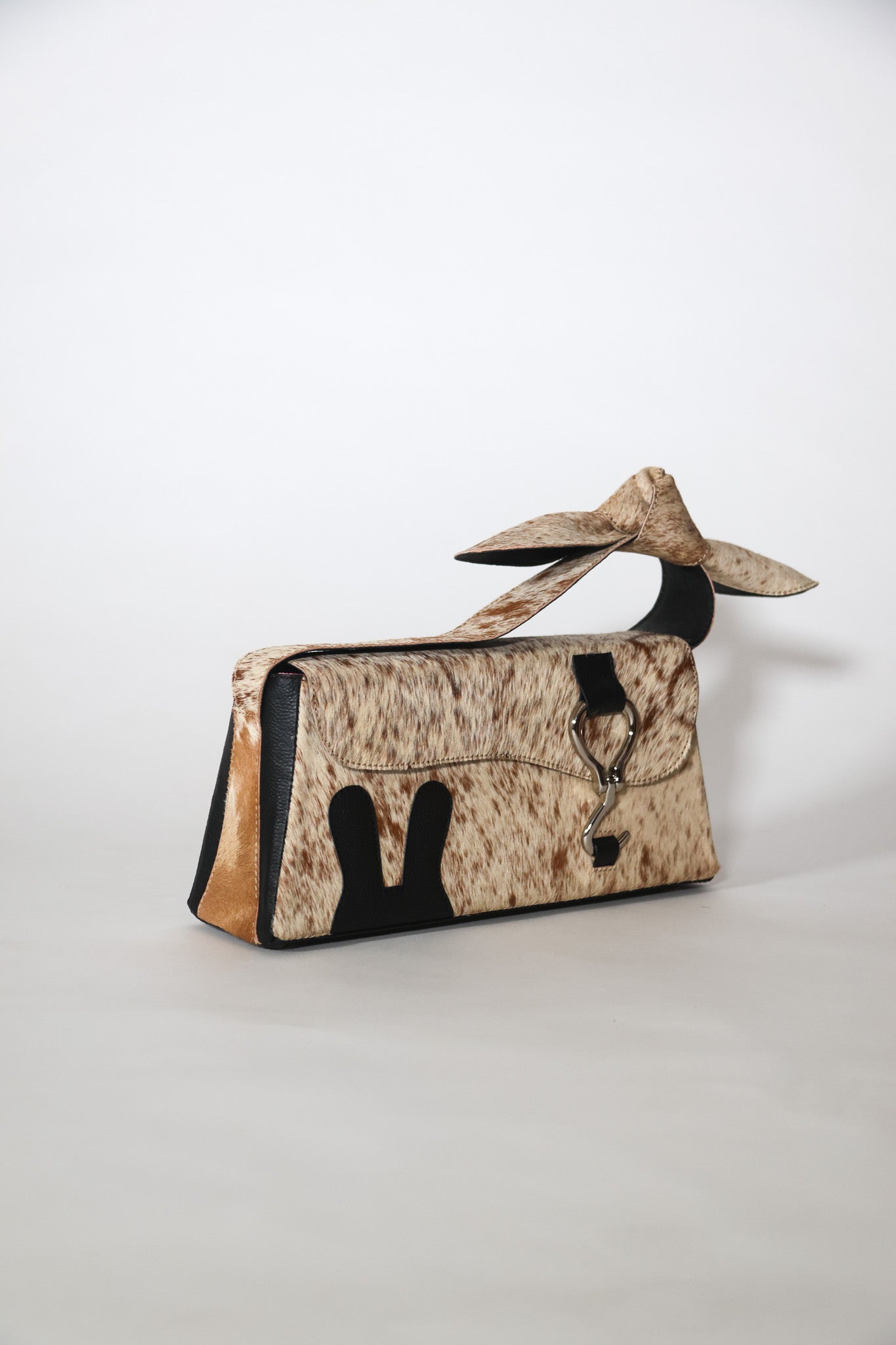 black & fur - bunny ears box