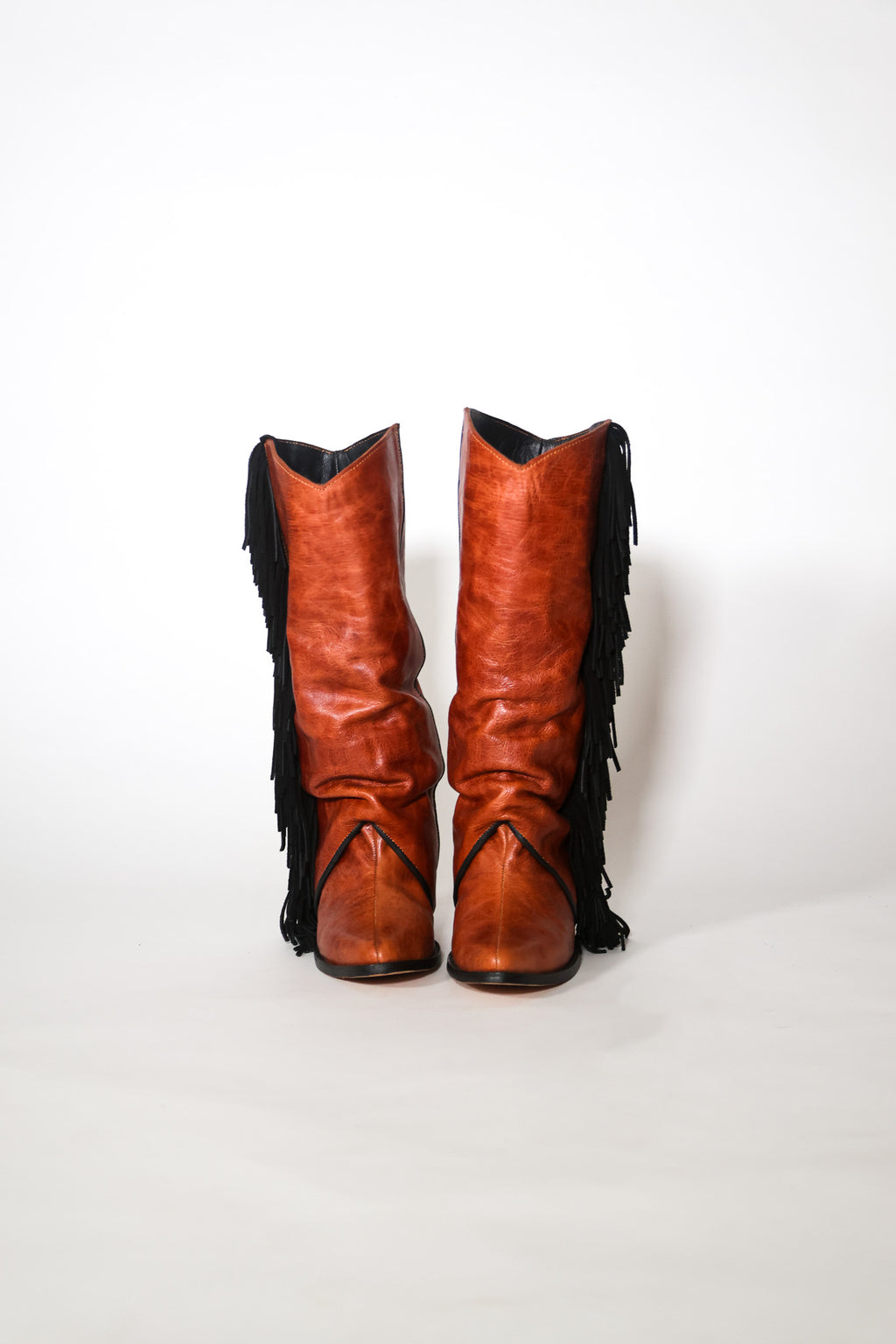 boots! - slouchy fringe cafe